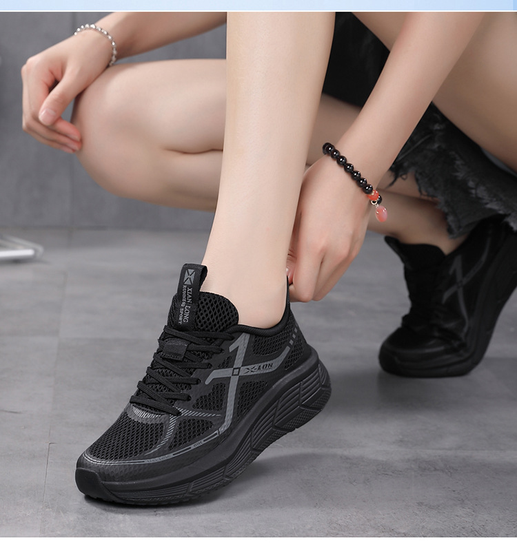 Ademende hardloopschoenen met demping voor dames detail 17