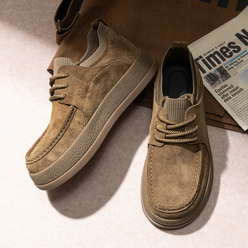 Bequeme Schnür-Freizeitschuhe für Herren aus Wildleder