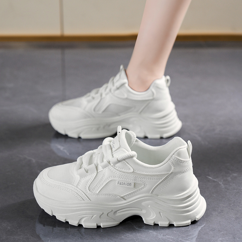 DY803 White