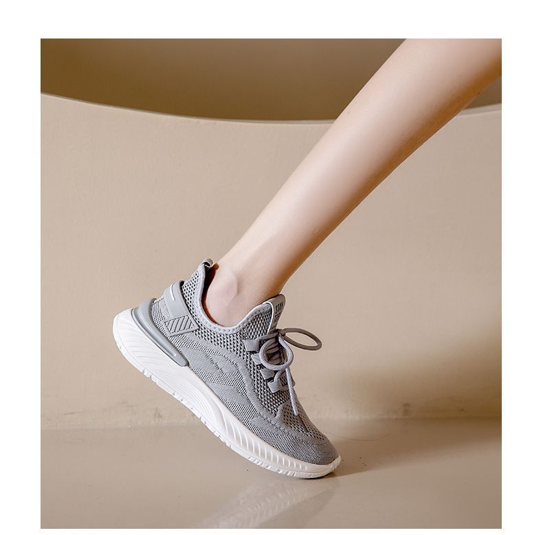 Women's Breathable Mesh Lace-Up Casual Sneakers detail 5