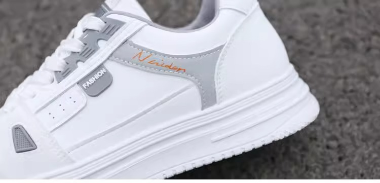 Sneakers casual da uomo stringate in pelle PU stile color-block detail 3