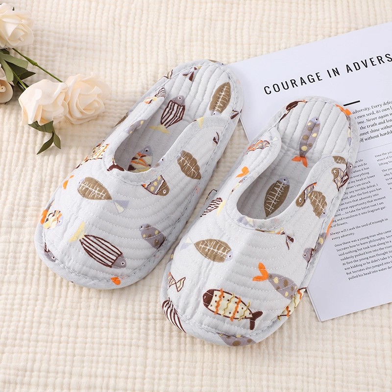 Pantofole da donna in cotone trapuntato a fiori con suola morbida detail 1