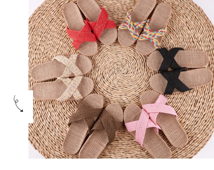 Pantofole basse e traspiranti in lino con fasce incrociate da donna detail 2
