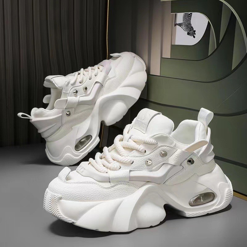 GS102 White