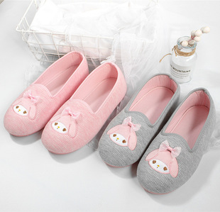Pantuflas de casa para mujer en suave algodón transpirable slip-on detail 7