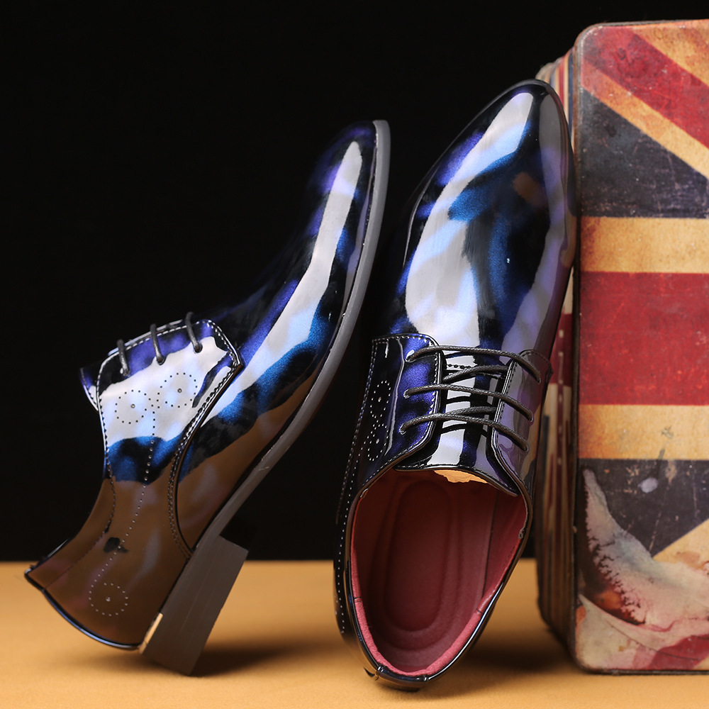 Nette schoenen voor heren met vetersluiting en spitse neus 2