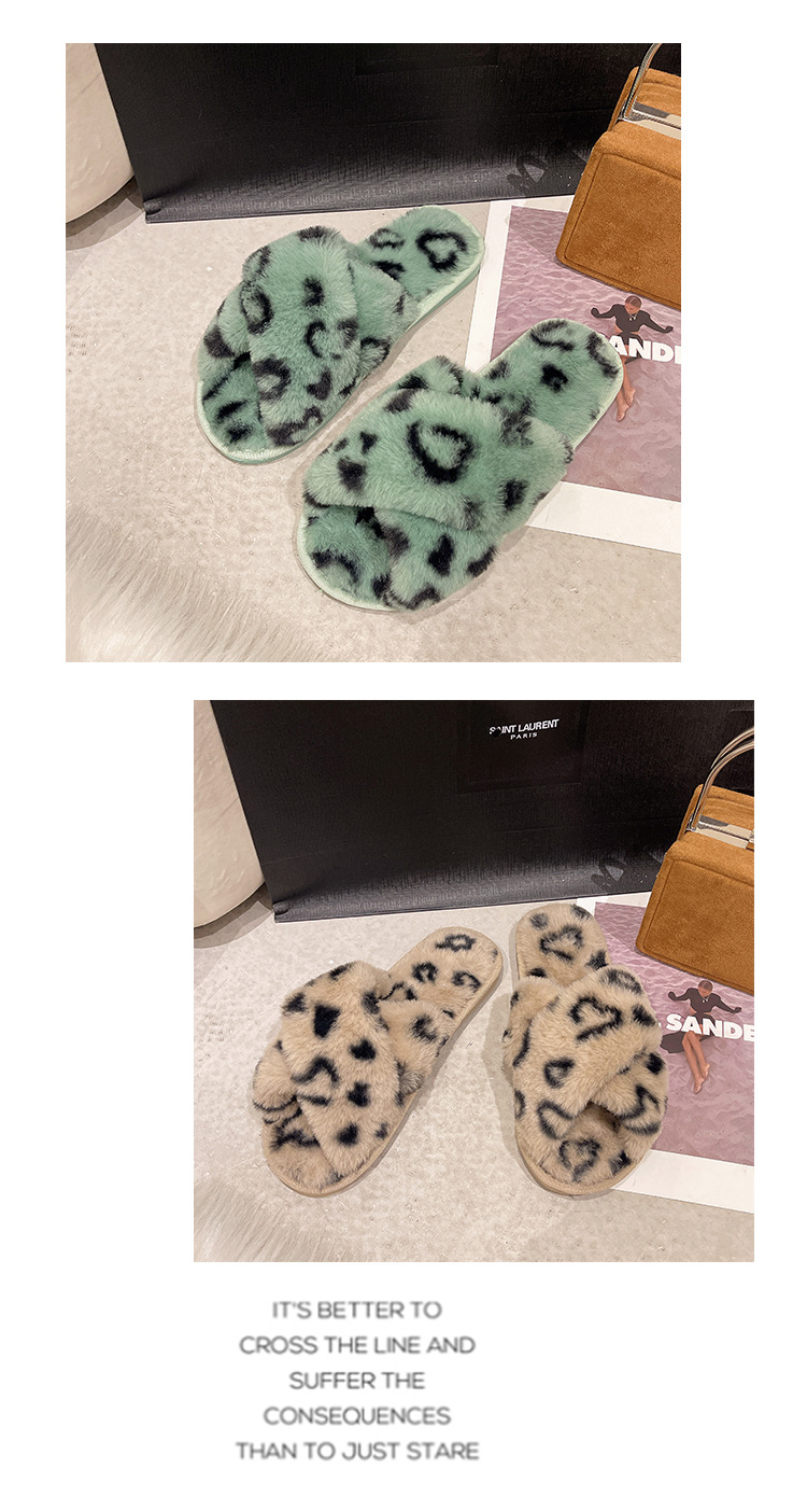 Pantofole aperte in morbido peluche da donna detail 15