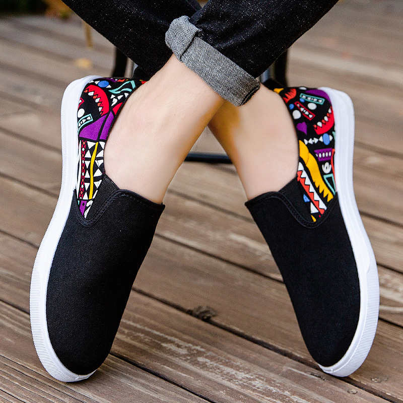 Men's Lightweight Breathable Ethnic Print Canvas Casual Shoes detail 2