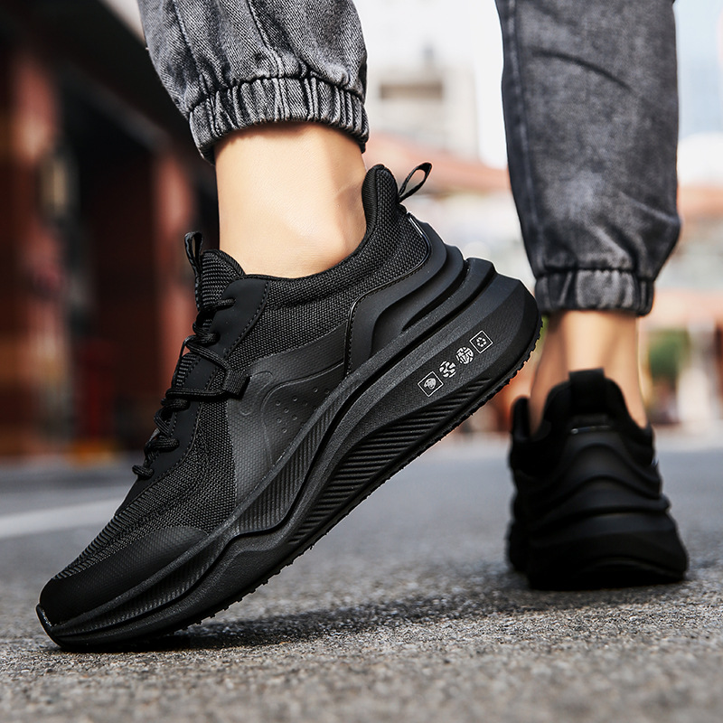 Atmungsaktive gedämpfte Laufschuhe für Herren 4