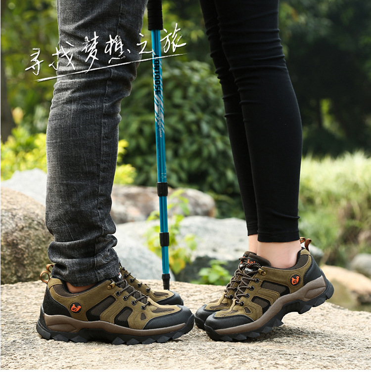 Scarpe sportive outdoor unisex traspiranti e antiscivolo stringate detail 1