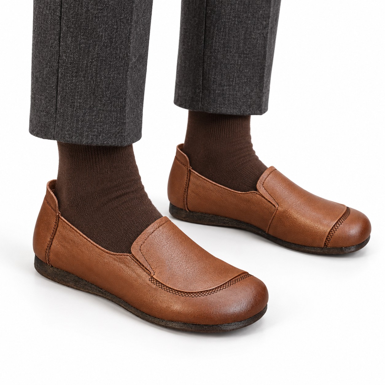 Women's Full-Grain Leather Moc-Toe Slip-On Flats 2