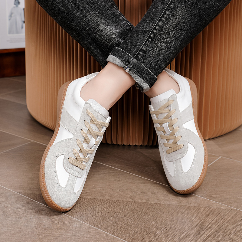 Unisex Vintage Leather Lace-Up Casual Shoes detail 2