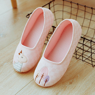 Pantuflas de casa para mujer en suave algodón transpirable slip-on detail 8