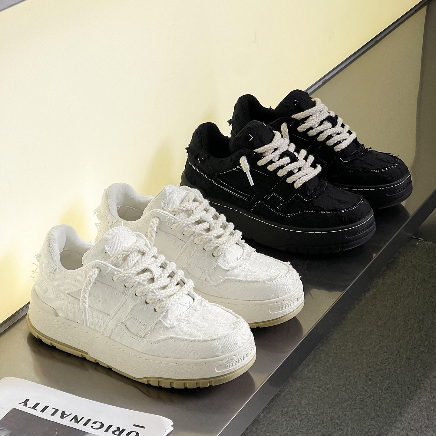 Unisex Plateau-Freizeitschuhe im Distressed-Look mit Schnürung 2