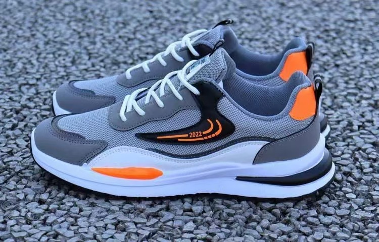 Men's Breathable Colorblock Lace-Up Sneakers detail 1