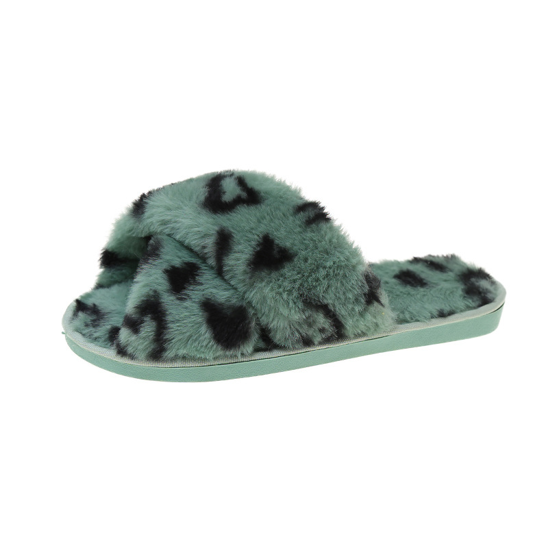 Pantofole aperte in morbido peluche da donna detail 17