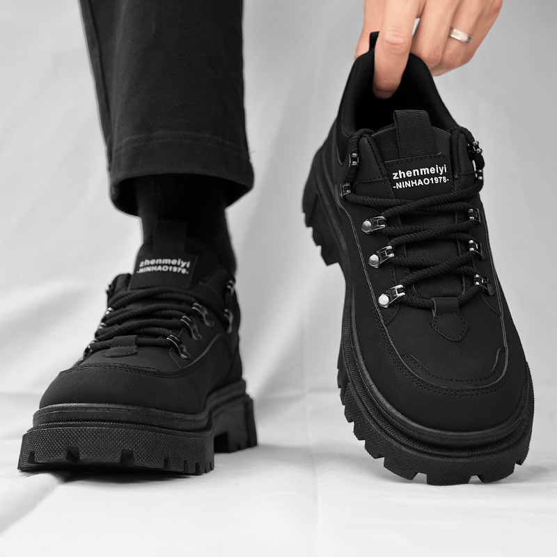 Rutschfeste Plateau-Freizeitschuhe für Herren mit Schnürung 2