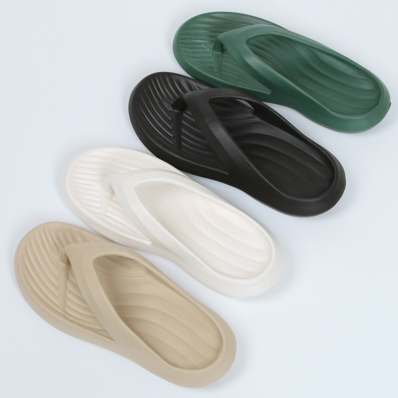 Unisex Lightweight Cushioned Quick-Dry Flip-Flops 3