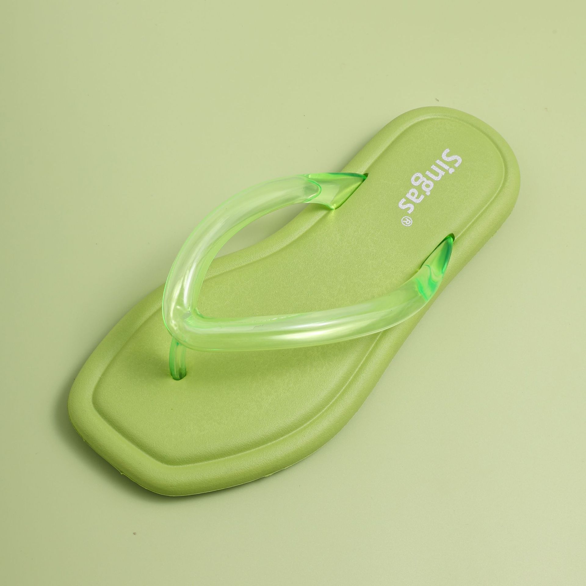 Women's Lightweight Waterproof Flat Flip-Flops detail 5