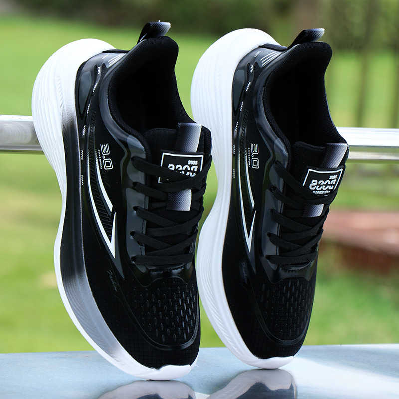 Atmungsaktive gedämpfte Laufschuhe für Herren 4