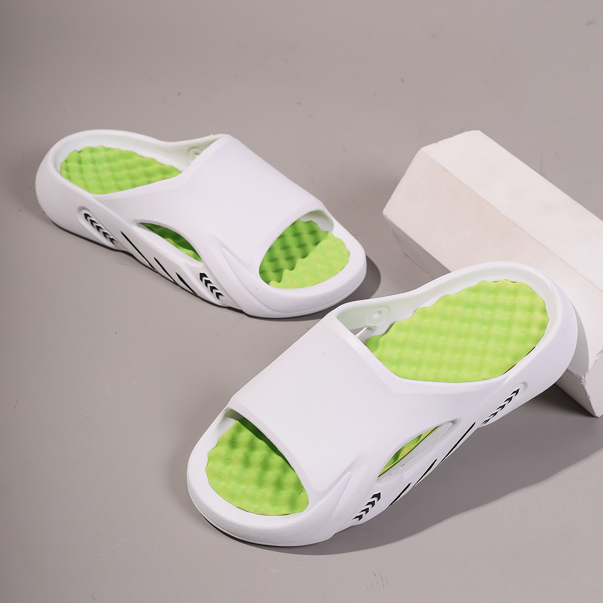 Pantofole unisex imbottite e leggere in EVA a punta aperta detail 8