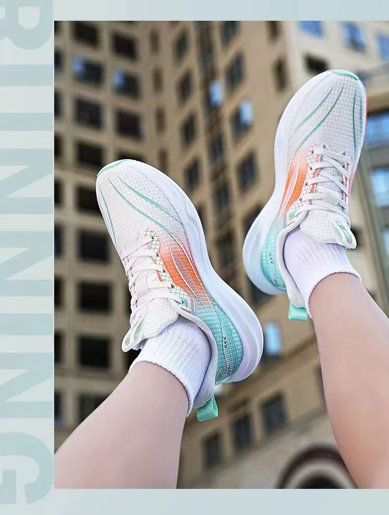 Atmungsaktive, gedämpfte Laufschuhe für Herren detail 13