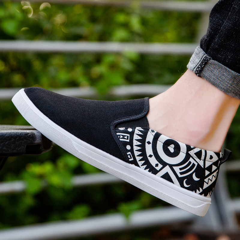 Men's Lightweight Breathable Ethnic Print Canvas Casual Shoes detail 7