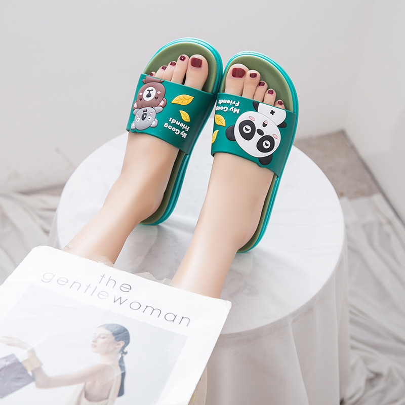 Women's Lightweight Non-Slip Cartoon Print Slide Slippers 3
