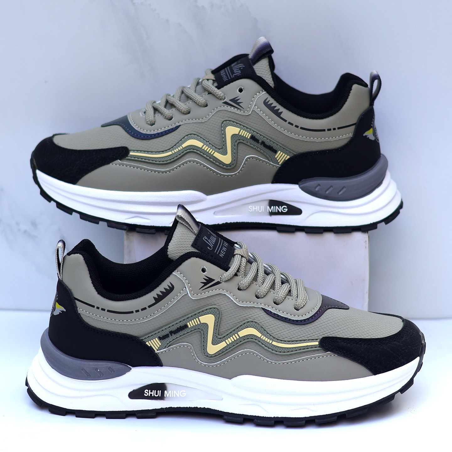 Eye 567 [Leather Surface Style] Khaki