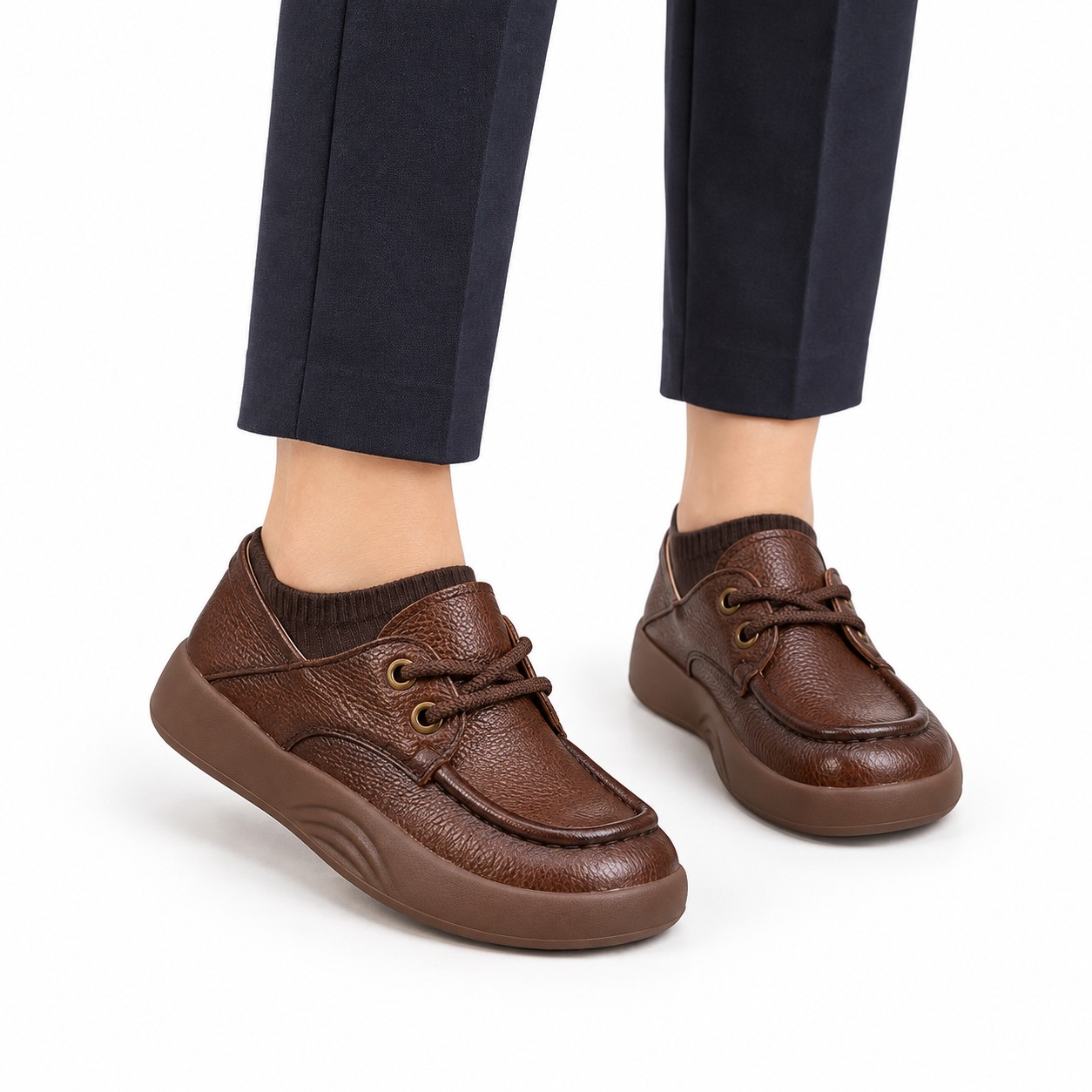 Women's Full-Grain Leather Wide Toe Box Lace-Up Casual Shoes 5