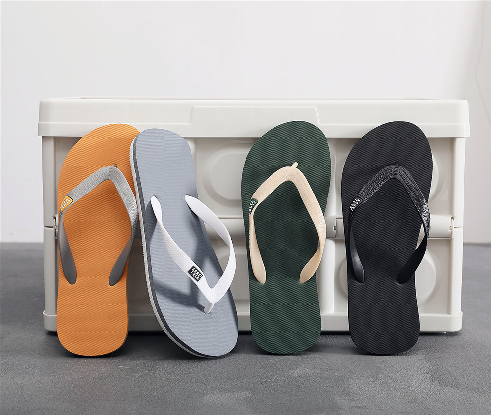Men's Lightweight Non-Slip Beach Flip-Flops detail 9