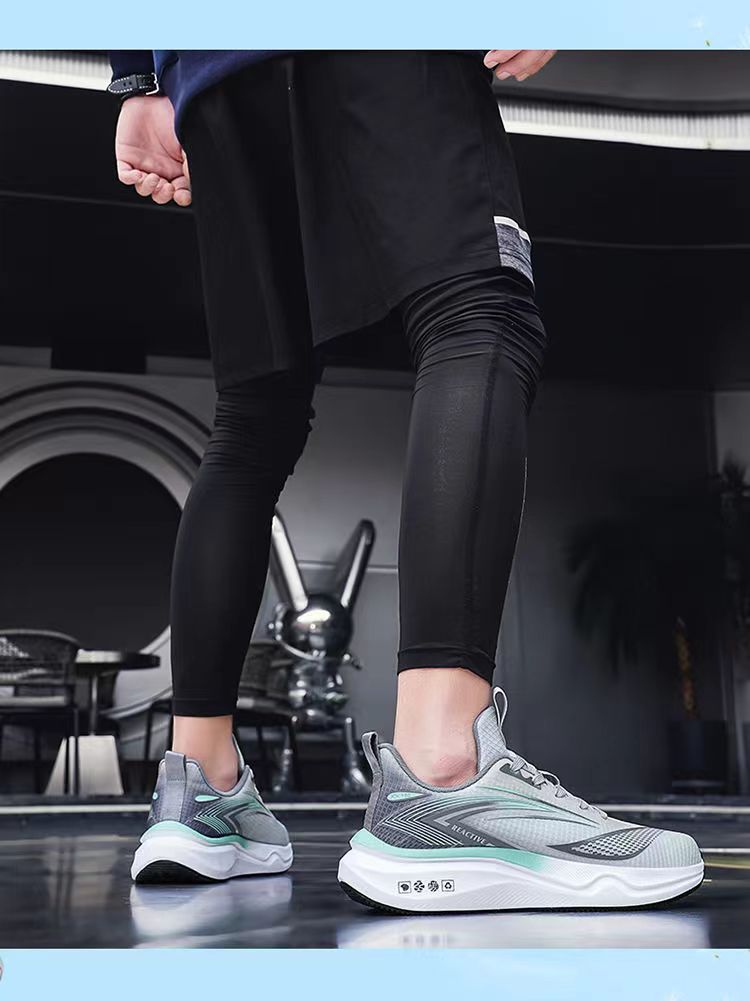 Chaussures de running respirantes en mesh pour homme detail 9