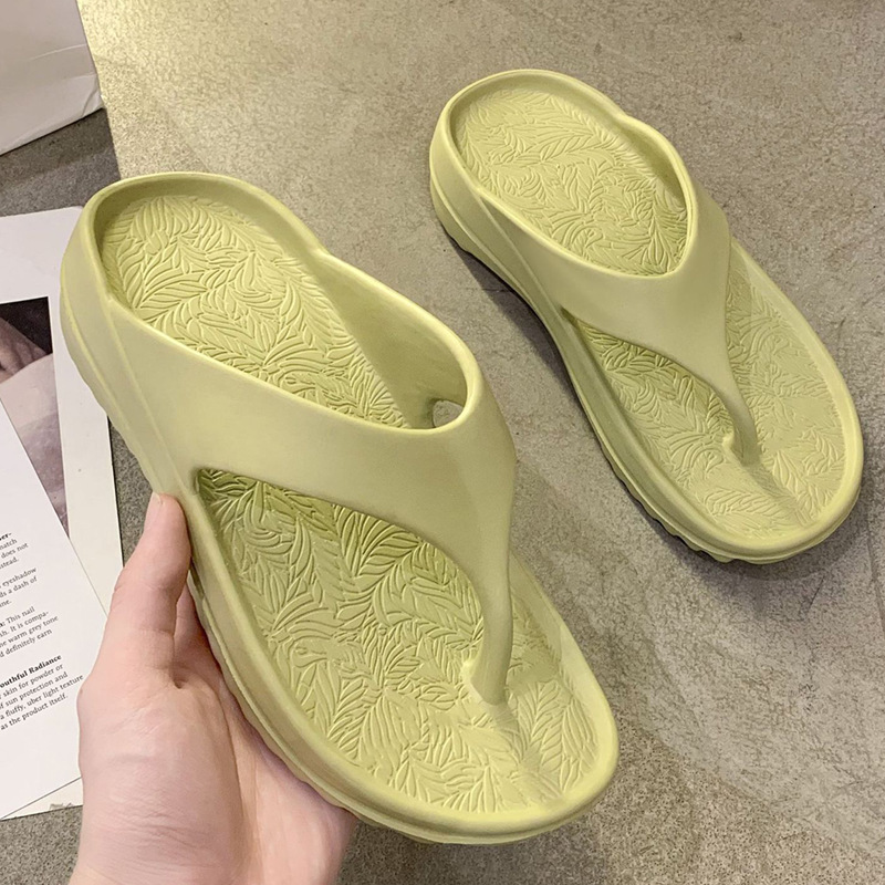 Women's Cushioned Lightweight Platform Flip-Flops