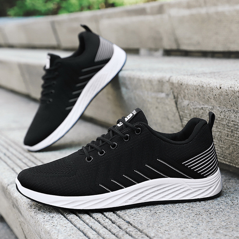 Atmungsaktive, leichte Herren-Laufschuhe aus Mesh 4