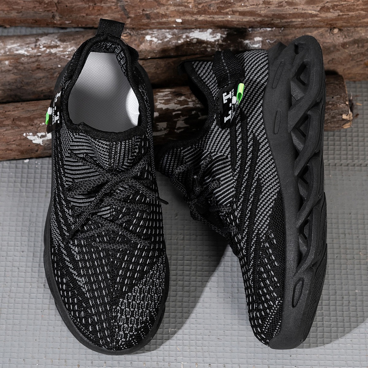 Men's Breathable Knit Cushioned Running Shoes 5