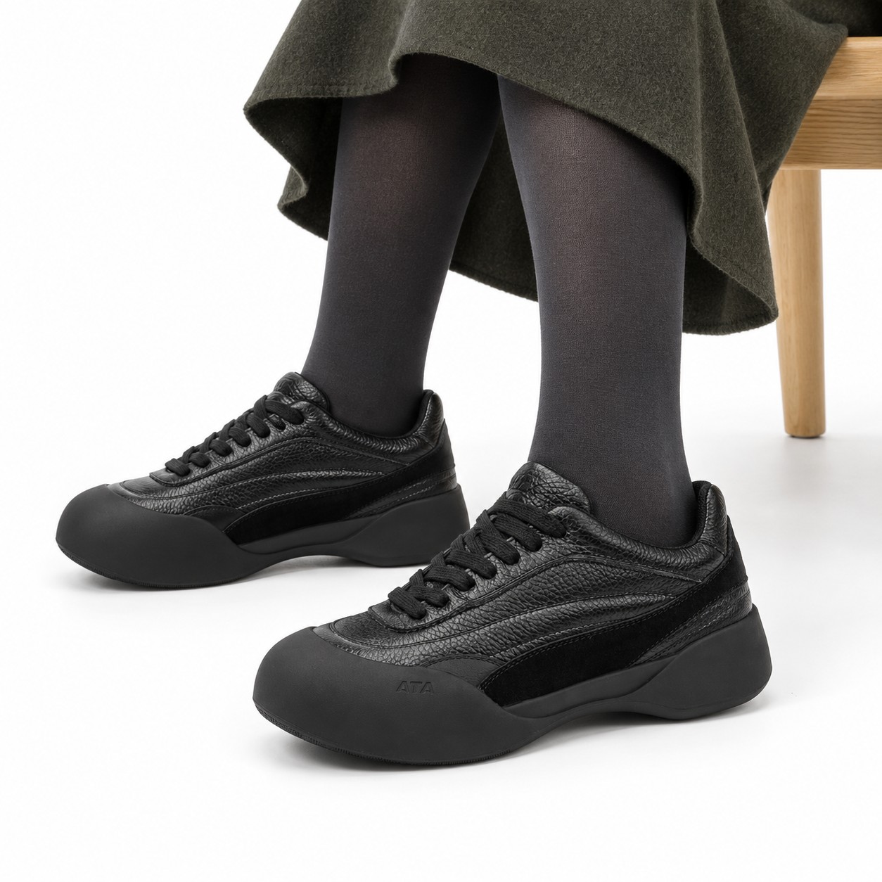 Unisex Full-Grain Leather Rubber Toe-Cap Lace-Up Casual Shoes 3