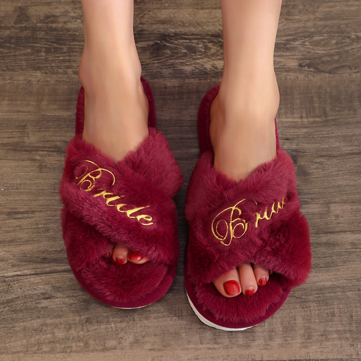 Pantofole da donna in peluche a fasce incrociate e punta aperta 4