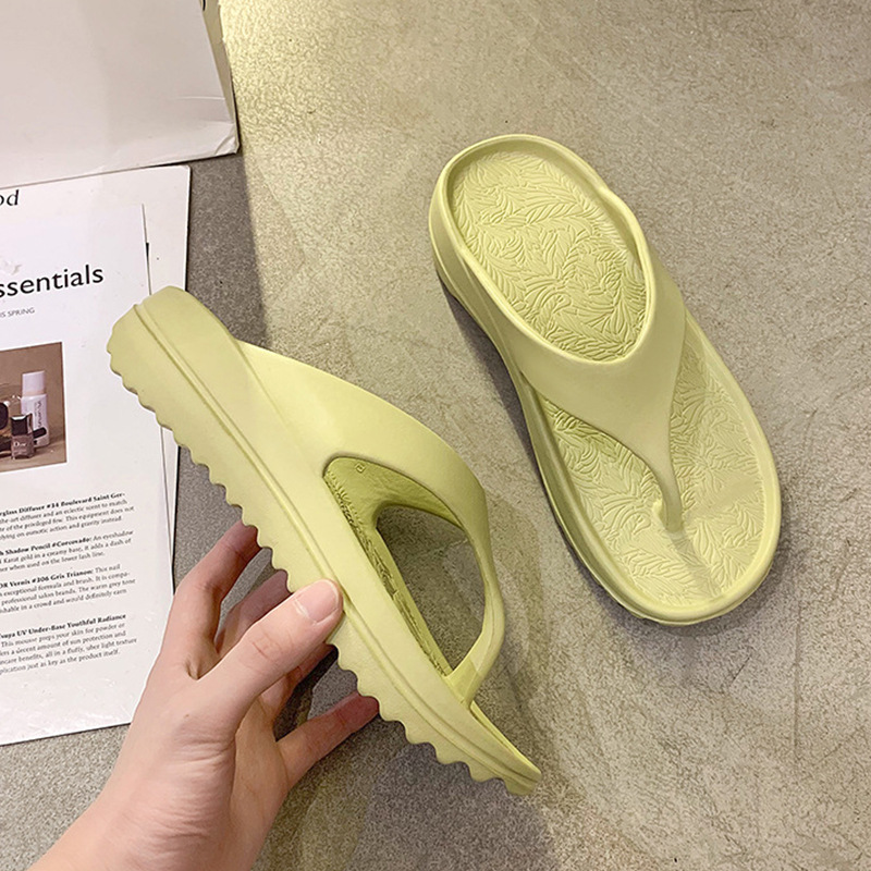 Women's Cushioned Lightweight Platform Flip-Flops 5