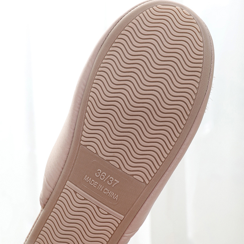 Pantofole da casa da donna imbottite e morbide con pon-pon detail 5