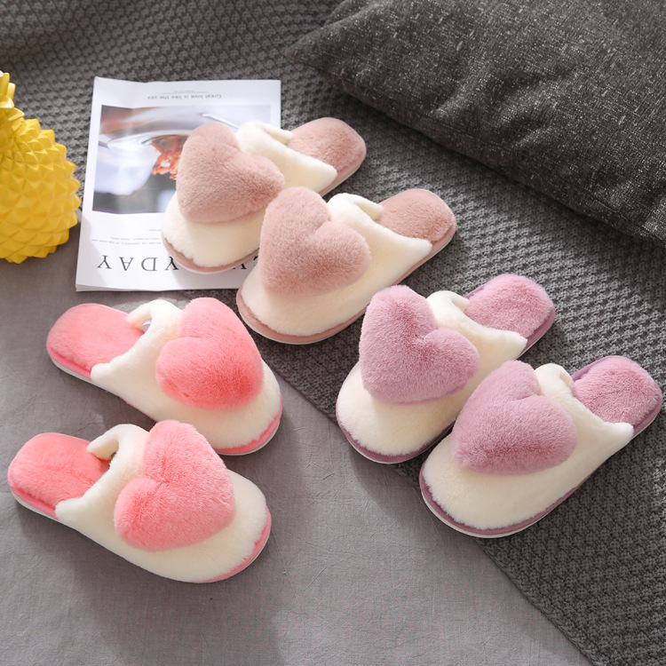 Chaussons douillets et chauds en peluche pour femmes