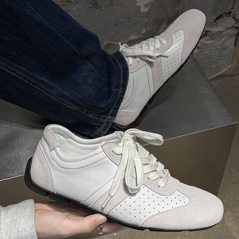 QL25696 White