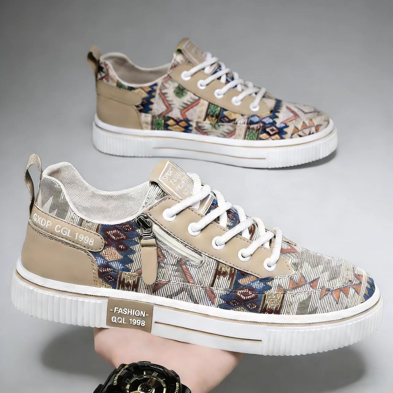 Freizeitschuhe für Herren aus Canvas mit Ethno-Muster und Schnürung detail 3