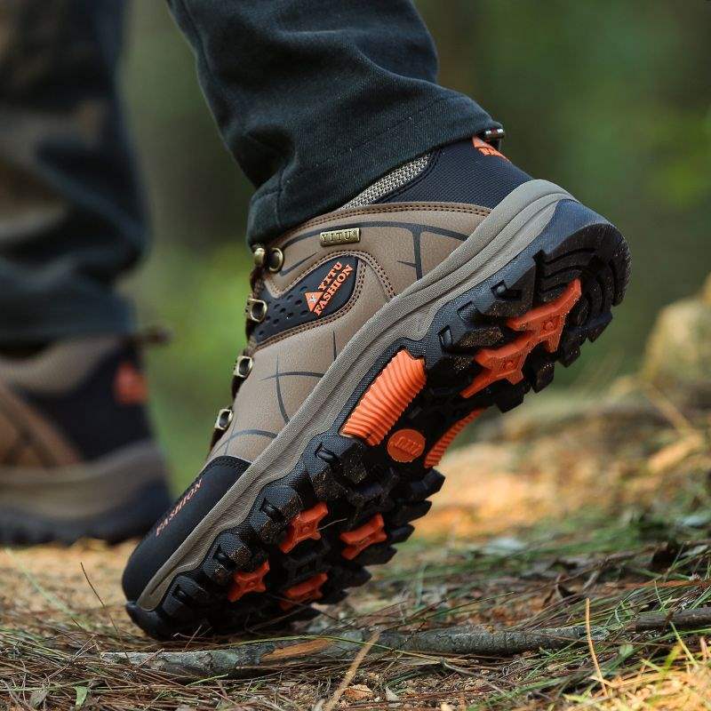 Rutschfeste Outdoor-Sportschuhe für Herren mit Schnürung