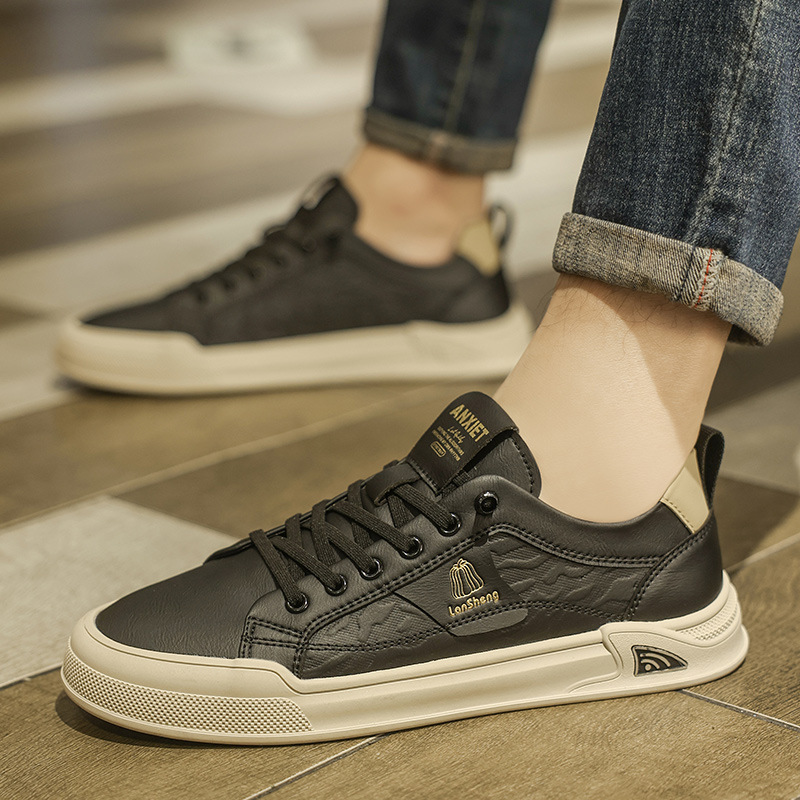 Leichte Herren-Freizeitschuhe zum Schnüren