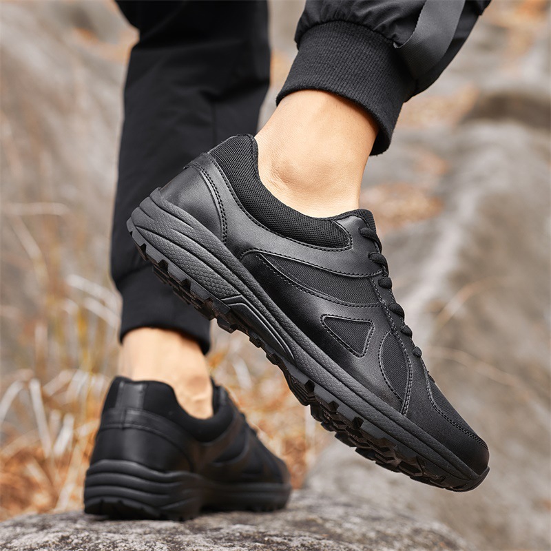 Atmungsaktive, rutschfeste Herren-Sportschuhe zum Schnüren 3