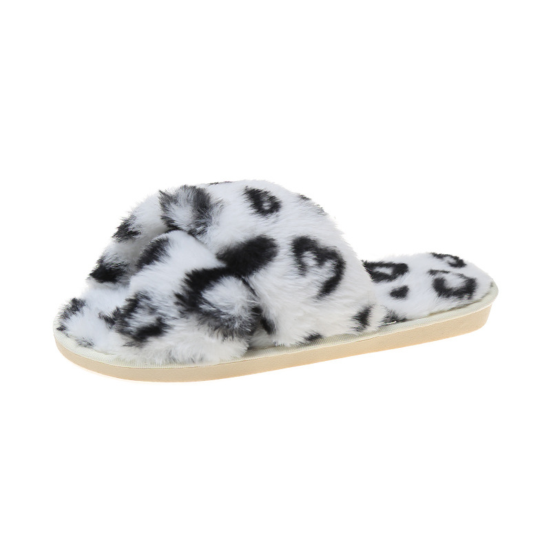 Pantofole aperte in morbido peluche da donna detail 18