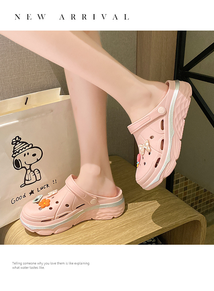 Women's Lightweight Breathable Platform Clog Sandals detail 3