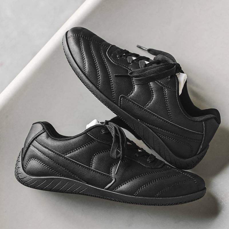Leichte PU-Leder Freizeitschuhe für Herren mit Schnürung 5