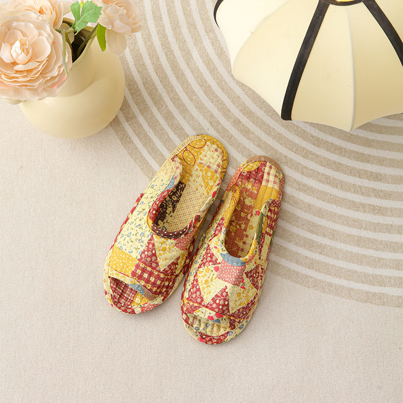 Single Layer Women's Slippers 11
