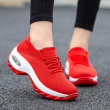 Leichte, atmungsaktive Herren-Freizeitschuhe zum Schnüren detail 3